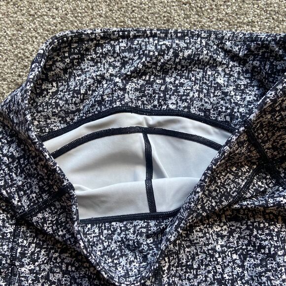 LULULEMON SOLE TRAINING CROP LEGGINGS SIZE 10 - Picture 4 of 5